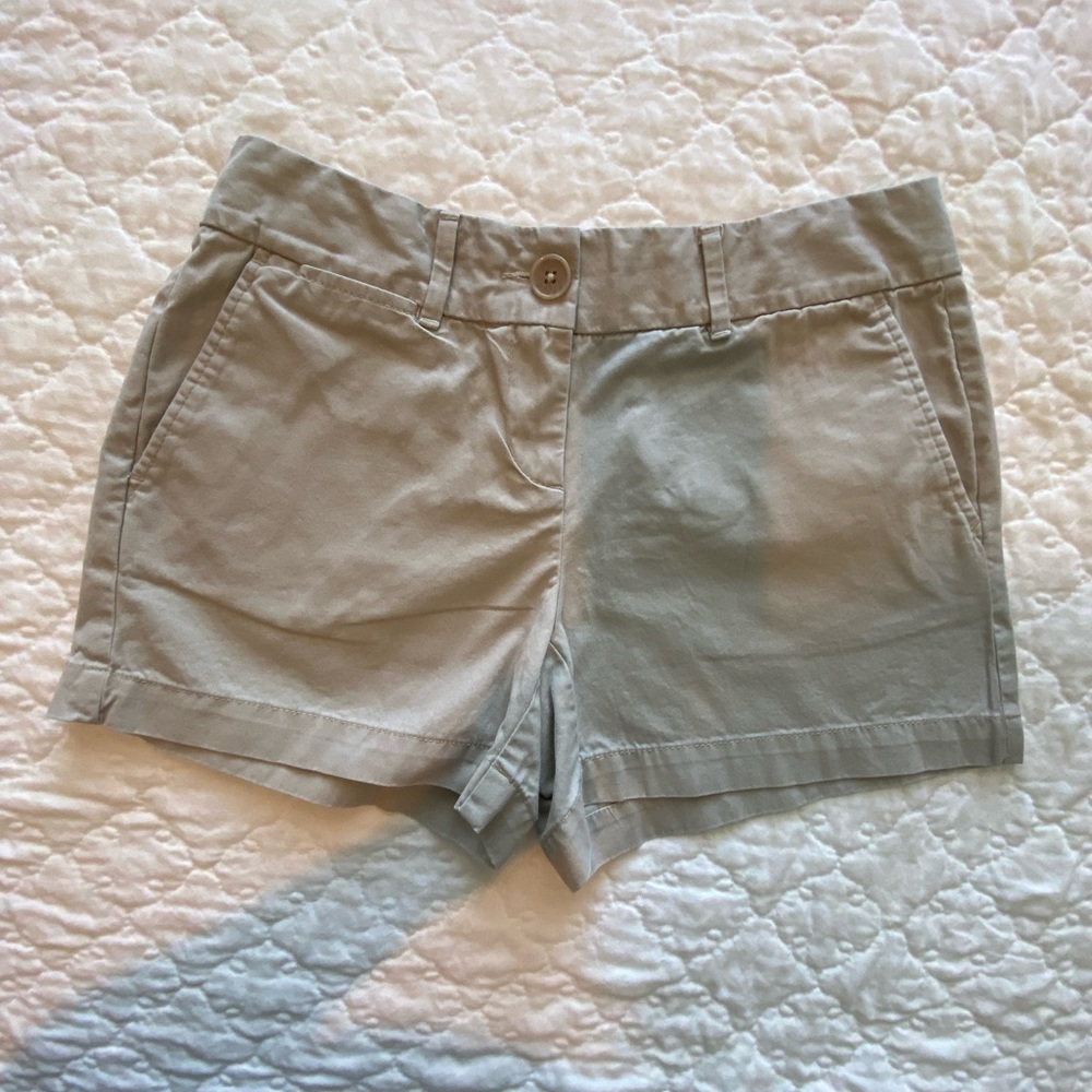 Ann Taylor Kahki Shorts Size 0 Cotton 4” Inseam